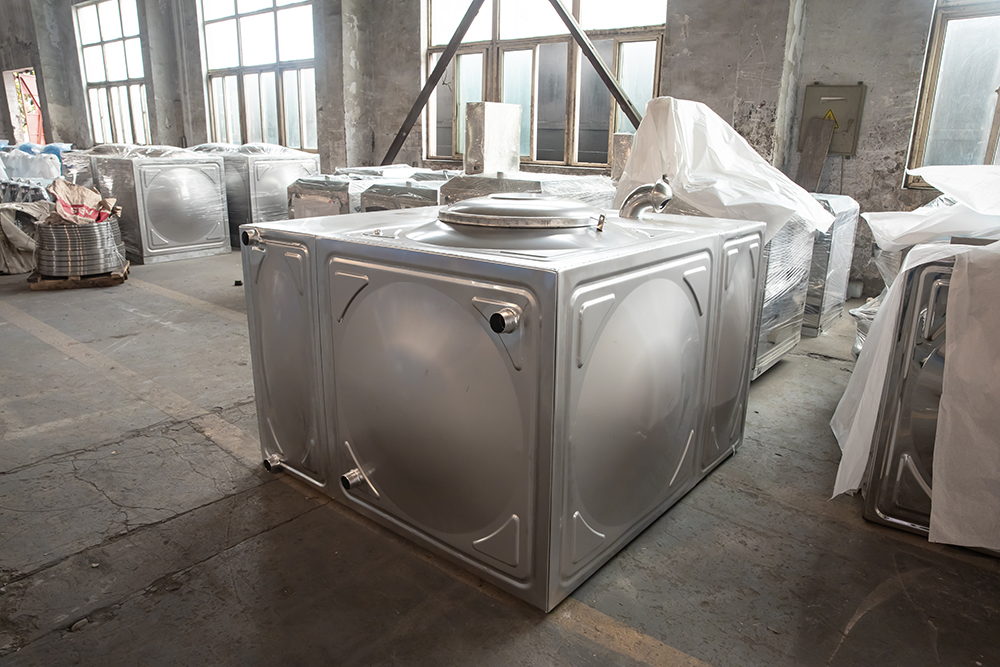 304不銹鋼膨脹水箱